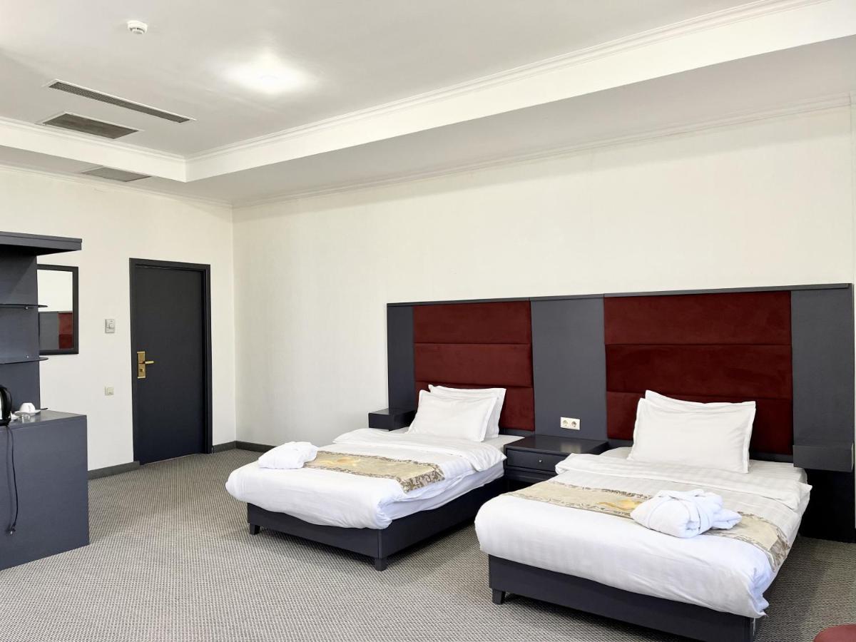 Almaty Grand Erbil Hotel Εξωτερικό φωτογραφία