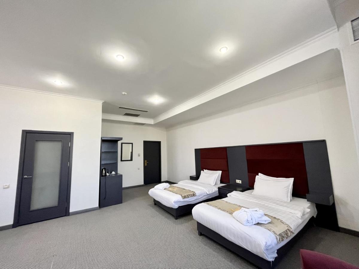 Almaty Grand Erbil Hotel Εξωτερικό φωτογραφία