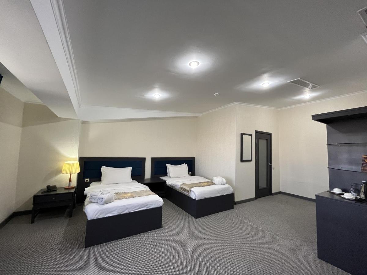 Almaty Grand Erbil Hotel Εξωτερικό φωτογραφία