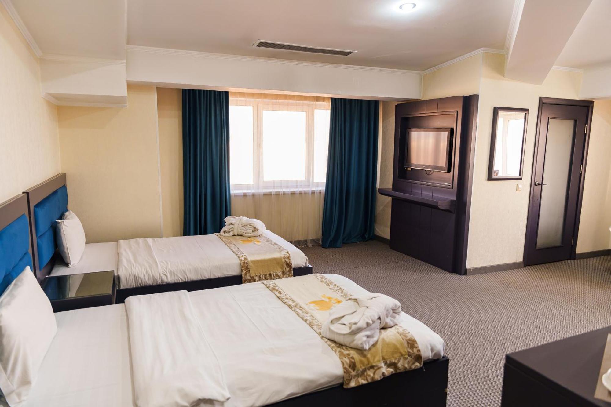 Almaty Grand Erbil Hotel Εξωτερικό φωτογραφία