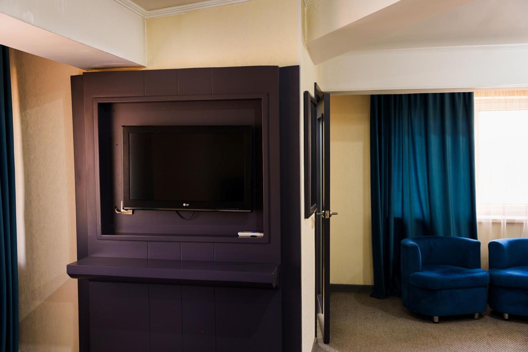 Almaty Grand Erbil Hotel Εξωτερικό φωτογραφία