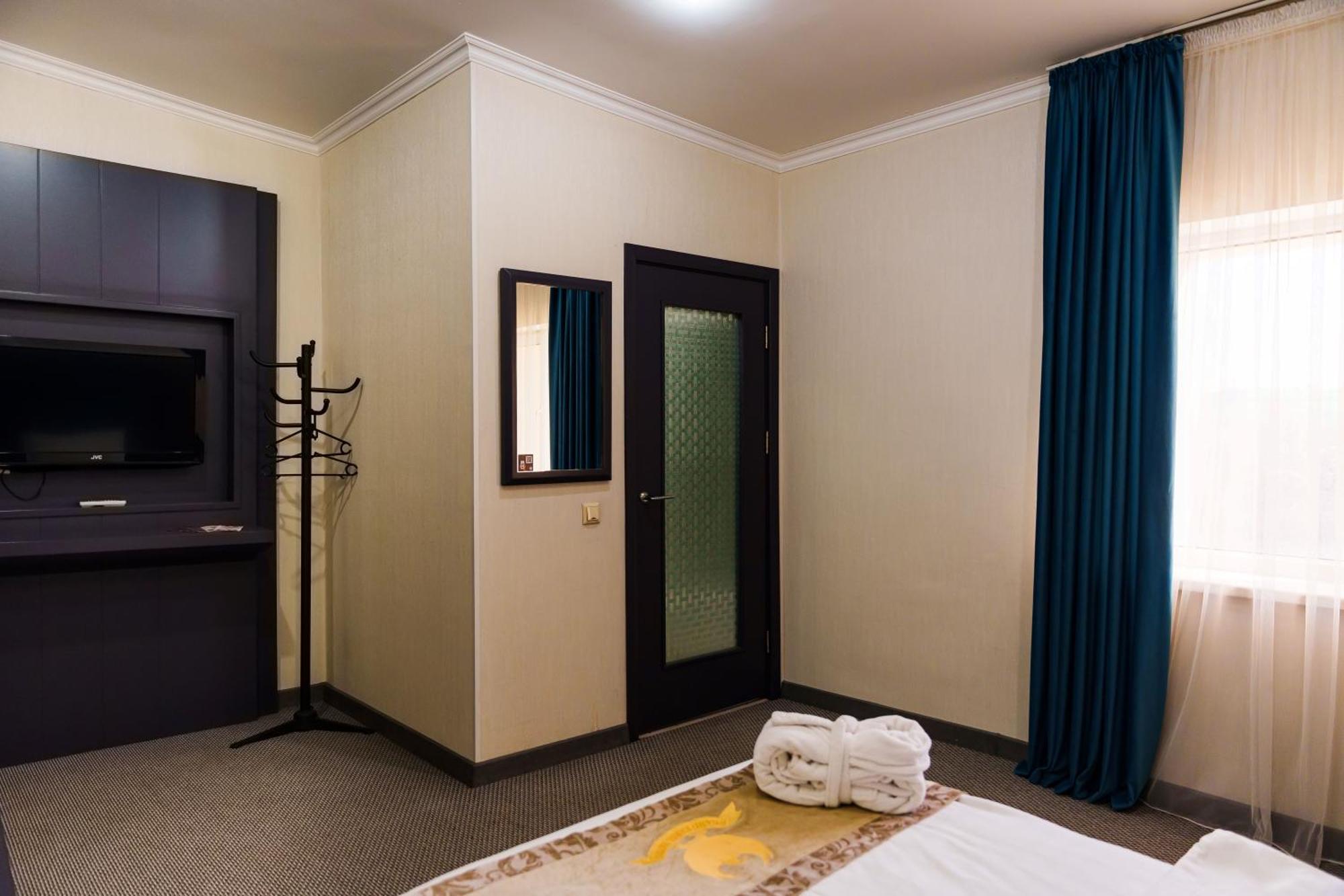 Almaty Grand Erbil Hotel Εξωτερικό φωτογραφία