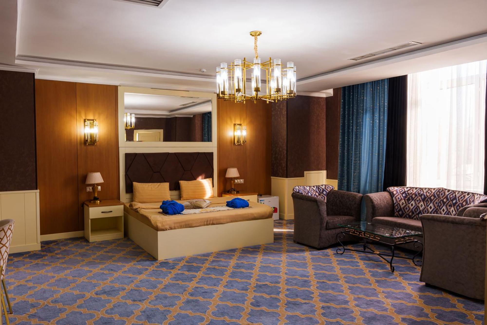 Almaty Grand Erbil Hotel Εξωτερικό φωτογραφία